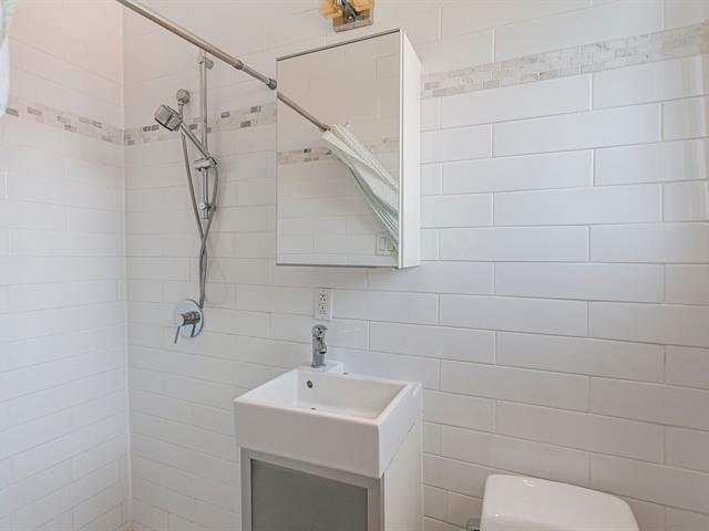 Salle de bains attenante à la CCP
