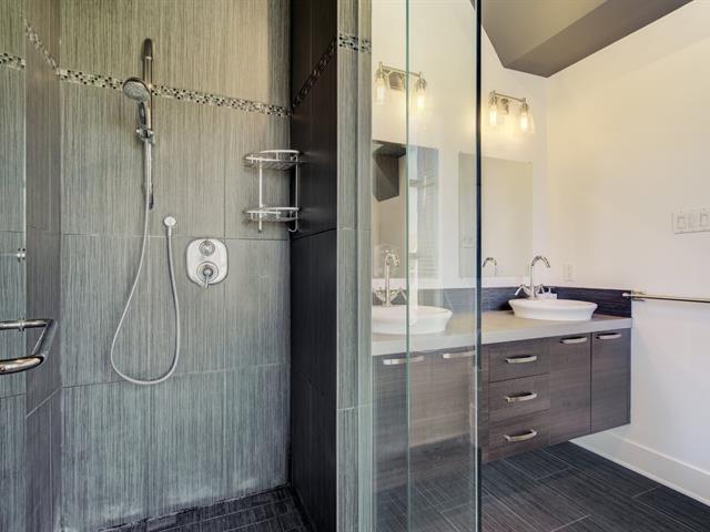 Salle de bains attenante à la CCP