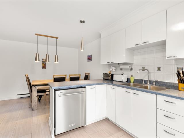 Duplex sold, Montréal (Anjou)