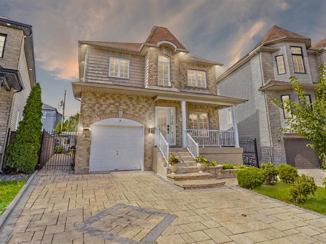 maison à vendre Laval (Chomedey)