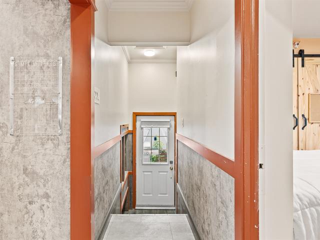 PASAGEWAY