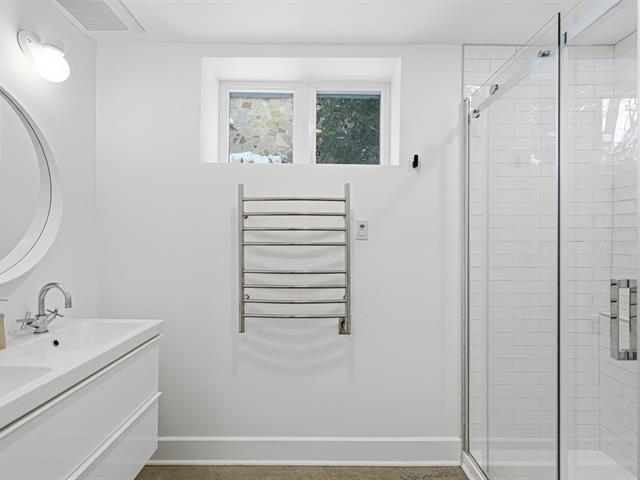 Salle de bains attenante à la CCP