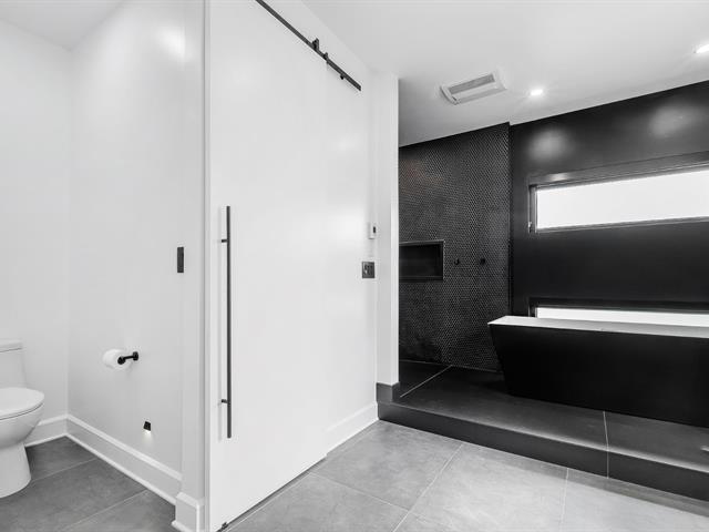Salle de bains attenante à la CCP