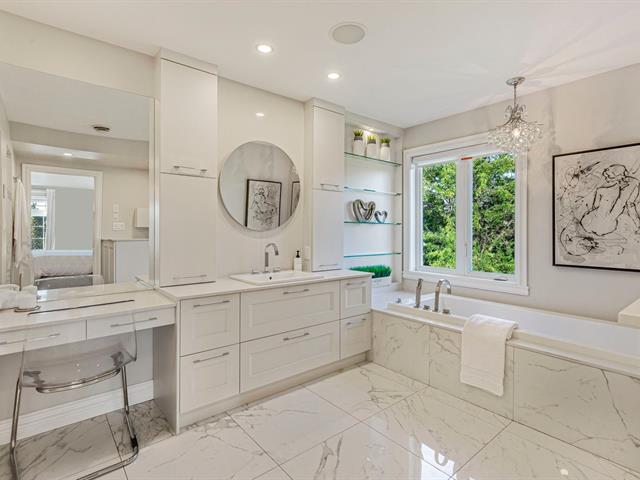 Salle de bains attenante à la CCP