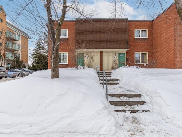 Maison à étages à vendre Saint-Lambert