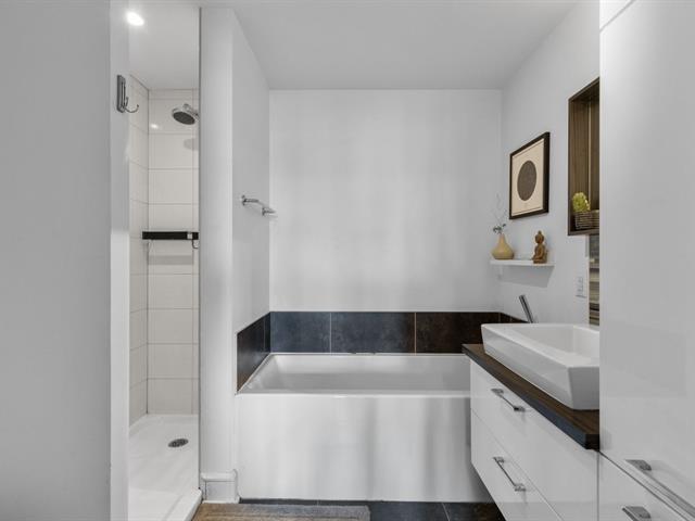 Salle de bains attenante à la CCP