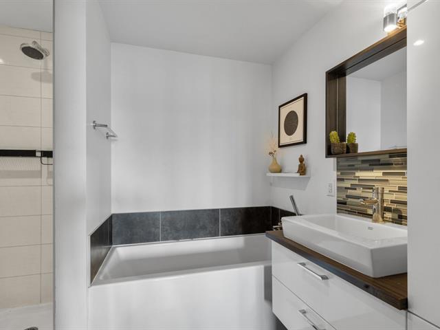 Salle de bains attenante à la CCP