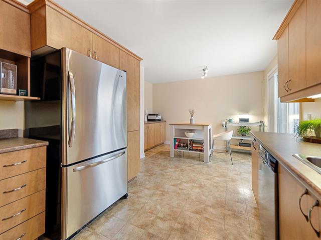 Two or more storey for sale, Montréal (Saint-Laurent)