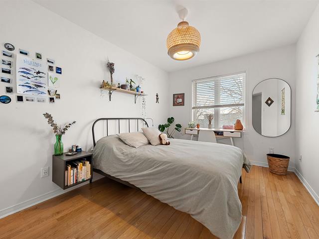 Two or more storey for sale, Montréal (Saint-Laurent)