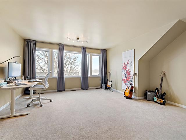 Two or more storey for sale, Montréal (Saint-Laurent)