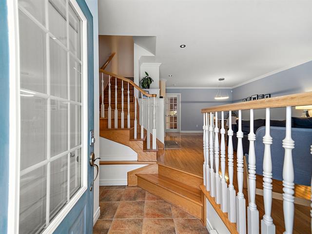 Two or more storey for sale, Montréal (Saint-Laurent)