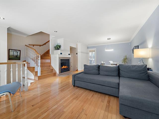 Two or more storey for sale, Montréal (Saint-Laurent)