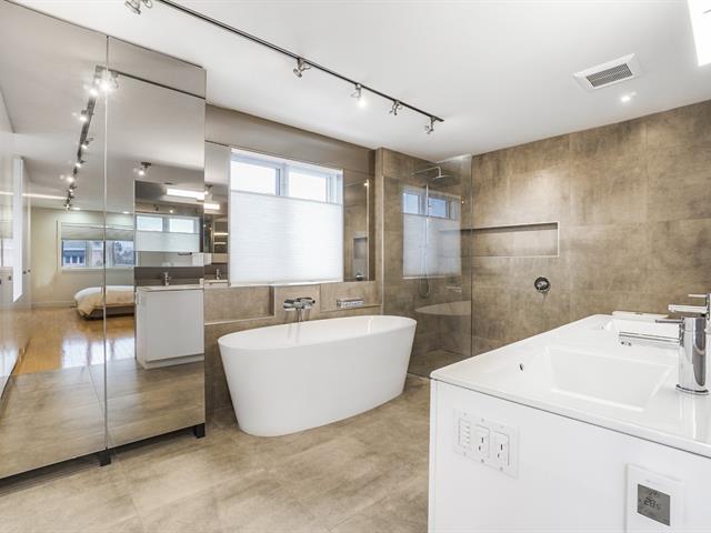 Salle de bains attenante à la CCP