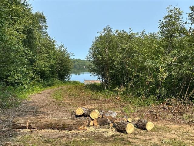 Access to a body of water