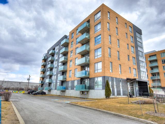 Façade