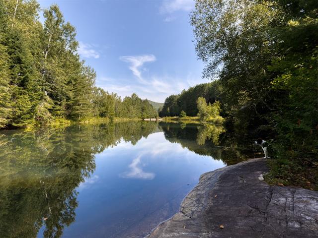 Accès au plan d'eau