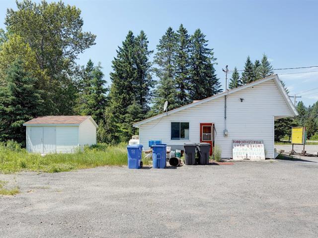 Bâtisse commerciale/Bureau à vendre, Sainte-Marcelline-de-Kildare