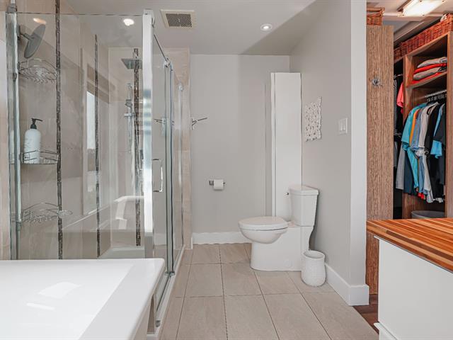 Salle de bains attenante à la CCP