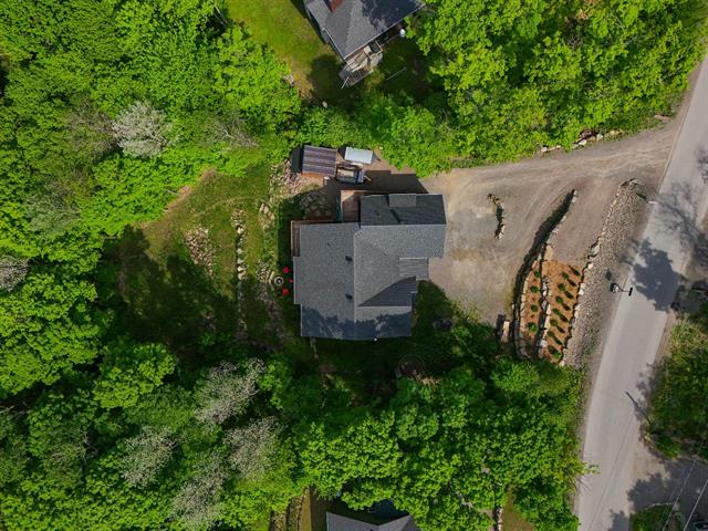 Maison à étages vendu, Prévost