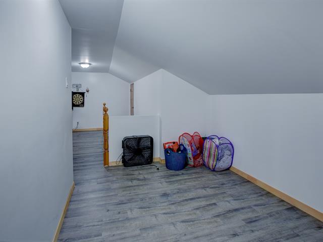 Den