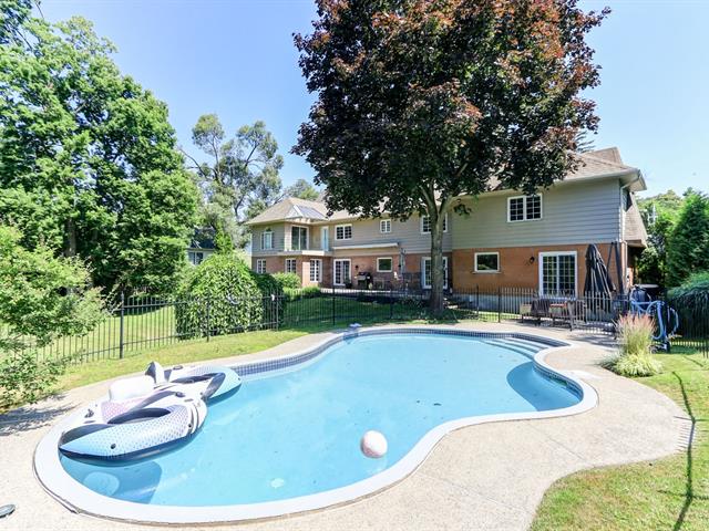 Maison à étages à vendre, Laval (Laval-sur-le-Lac)