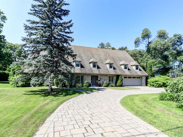 Maison à étages à vendre, Laval (Laval-sur-le-Lac)