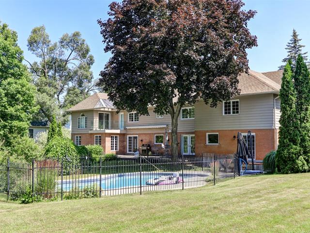 Maison à étages à vendre, Laval (Laval-sur-le-Lac)