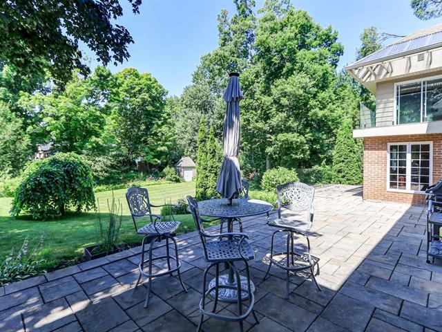 Maison à étages à vendre, Laval (Laval-sur-le-Lac)