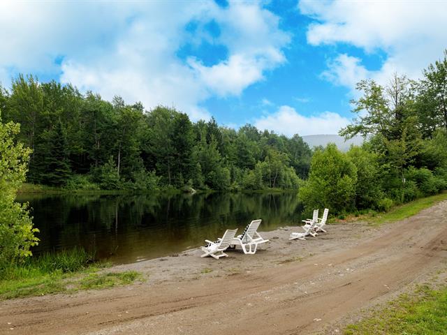 Accès au plan d'eau