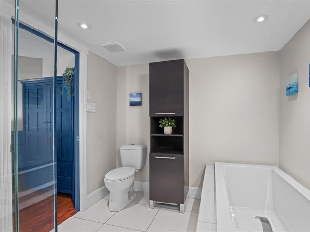 Salle de bains attenante à la CCP