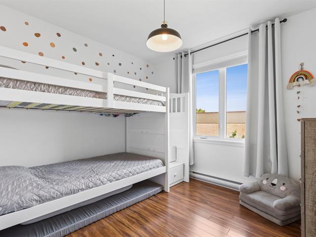 Maison à étages à vendre, Montréal (Anjou)