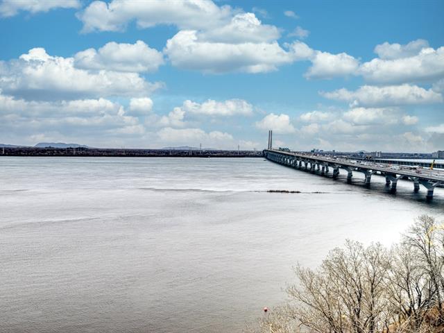 Vue sur l'eau