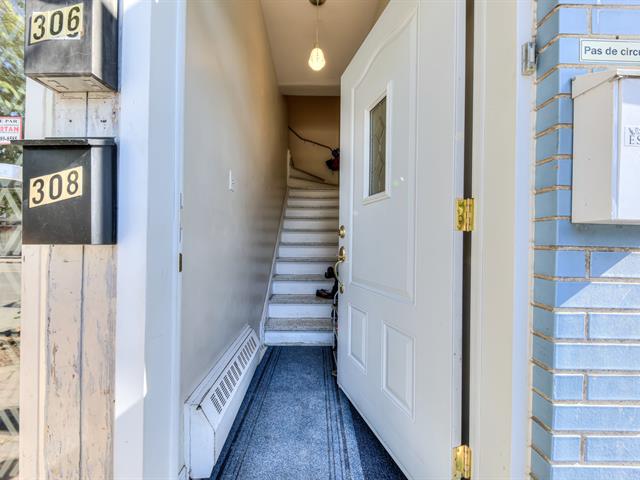 Duplex vendu, Montréal (Ahuntsic-Cartierville)