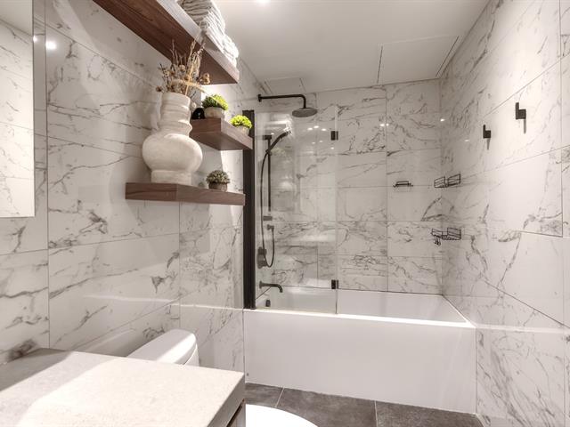 Salle de bains attenante à la CCP