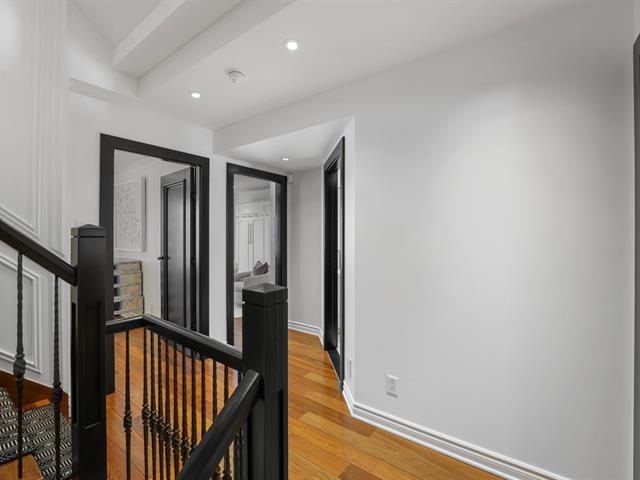 Maison à étages à vendre, Montréal (Saint-Laurent)