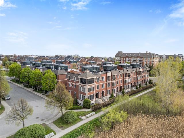 Maison à étages à vendre, Montréal (Saint-Laurent)