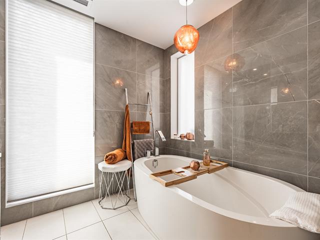 Salle de bains attenante à la CCP