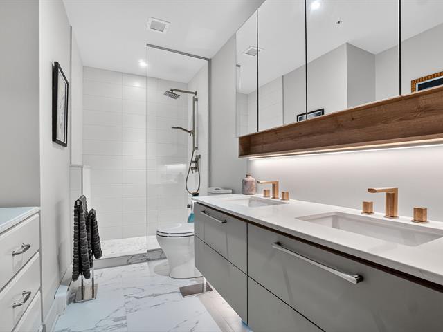 Salle de bains attenante à la CCP