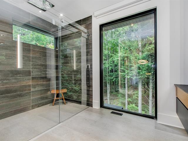 Salle de bains attenante à la CCP