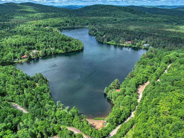 Accès au plan d'eau