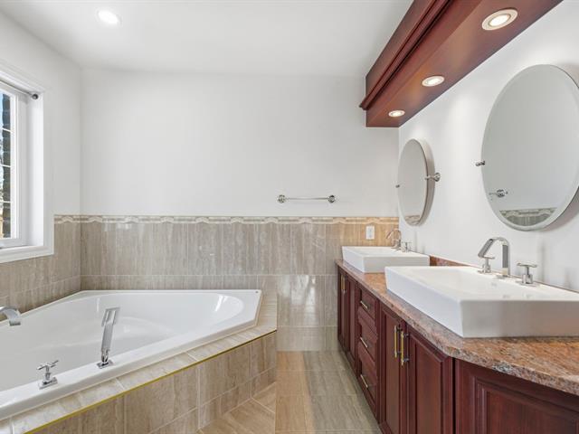 Salle de bains attenante à la CCP