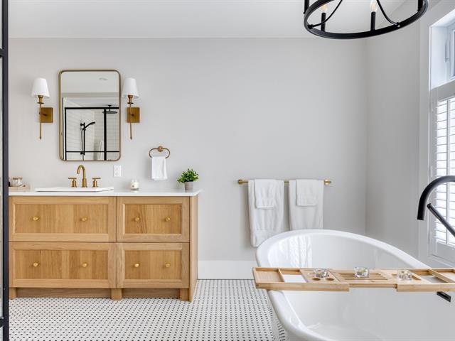 Salle de bains attenante à la CCP