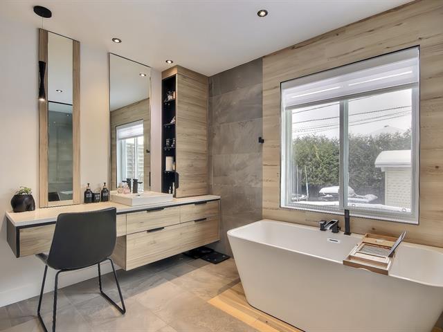 Salle de bains attenante à la CCP