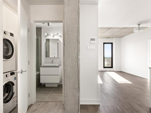 Condo à louer, Montréal (Saint-Laurent)