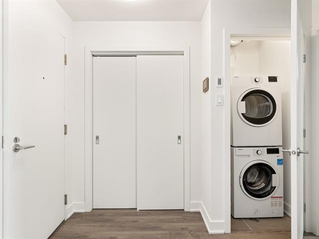 Condo à louer, Montréal (Saint-Laurent)