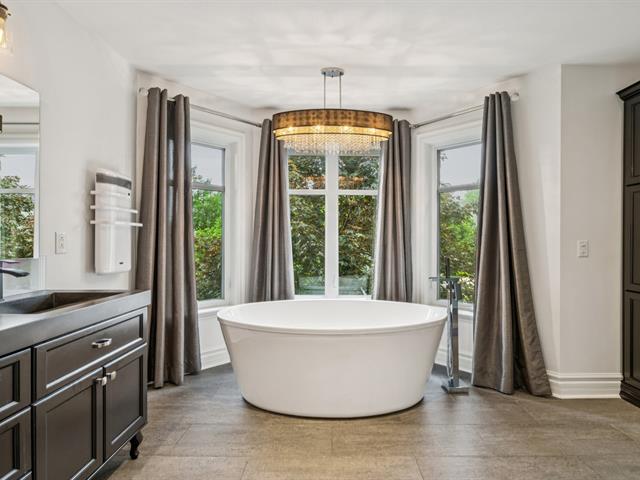 Salle de bains attenante à la CCP