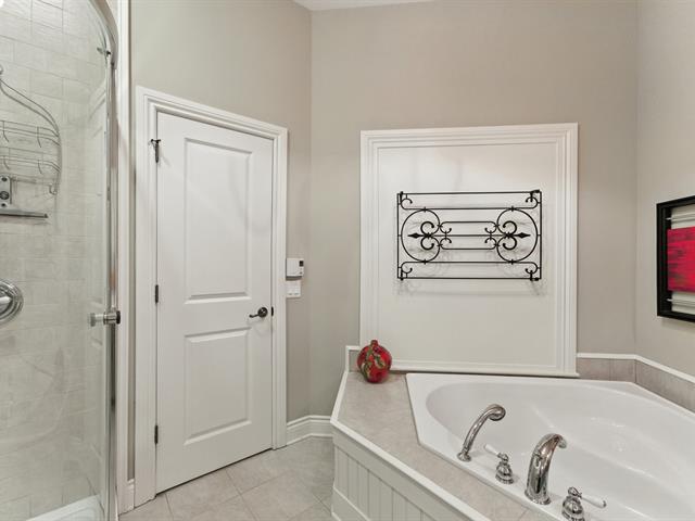 Ensuite bathroom