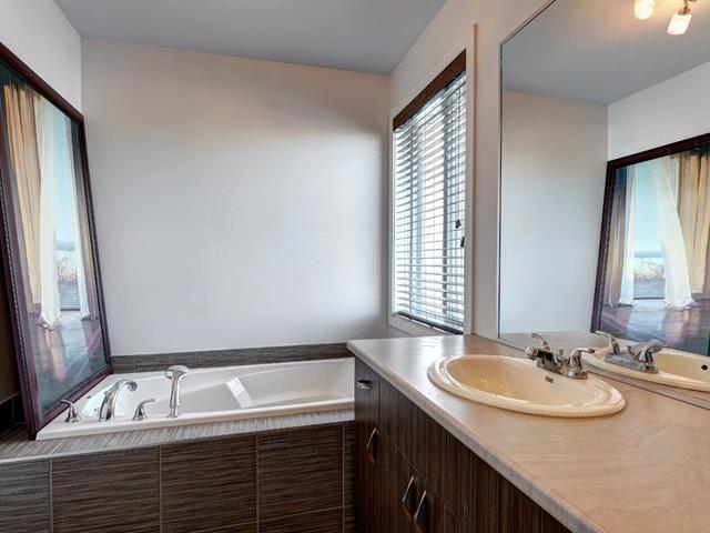 Condo sold, Mascouche