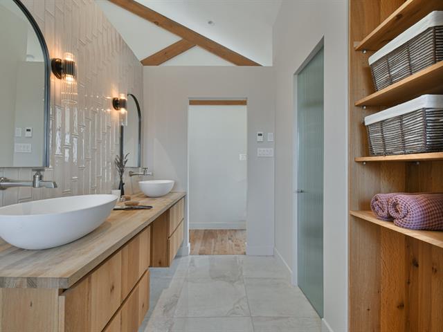 Salle de bains attenante à la CCP