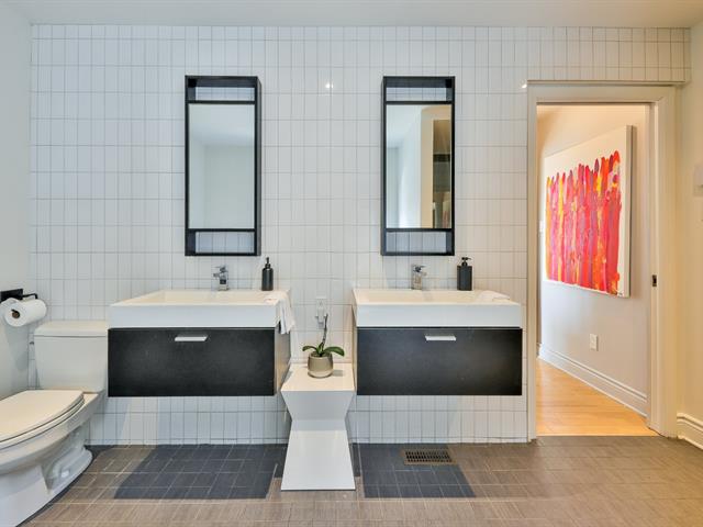 Salle de bains attenante à la CCP